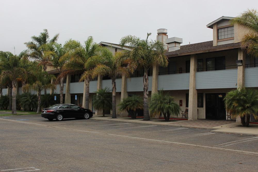 Red Roof Inn Lompoc Exterior photo